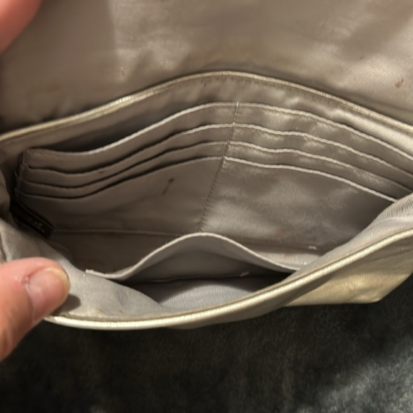 Coach - Picture 4 of 9